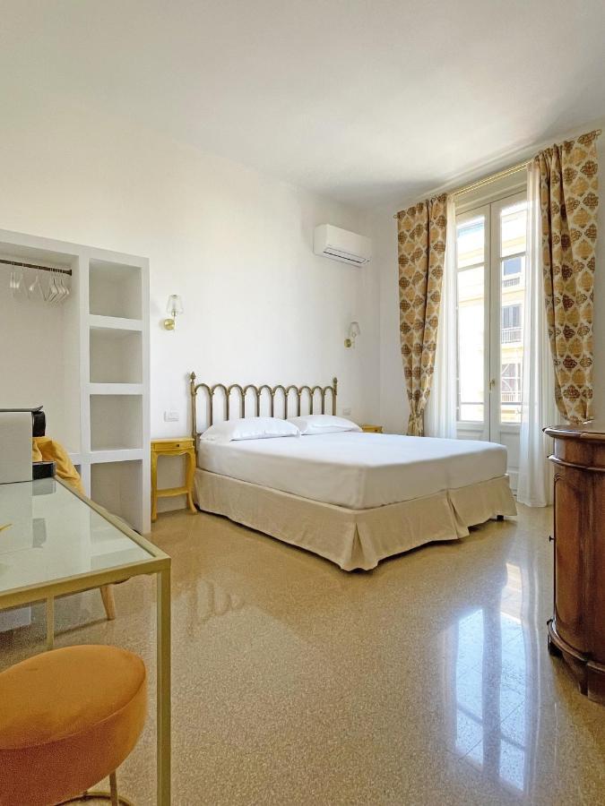 מסינה Isola - Smart Aparthotel מראה חיצוני תמונה